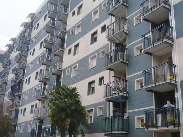 Appartamento quadrilocale in vendita in Via Marzabotto, Corsico