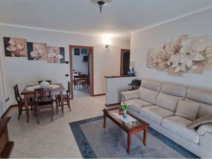 Casa trilocale in vendita in via nuova, Centro, Gravellona Toce