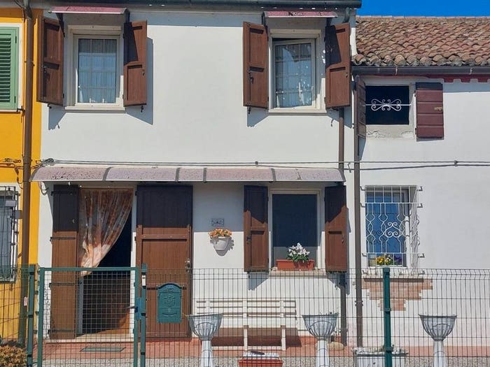 Casa con 5 locali in vendita in Via Cremona, Centro, Masi Torello