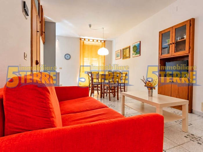 Appartamento bilocale in vendita in Via Cristoforo Colombo, Centro, Riomaggiore