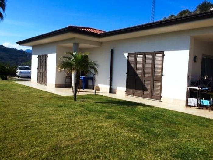Casa con 6 locali in vendita in Centro, Camporosso