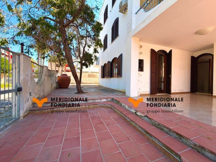 Appartamento con 5 locali in vendita in Vico della Robinia, Baia Verde Lidi, Gallipoli