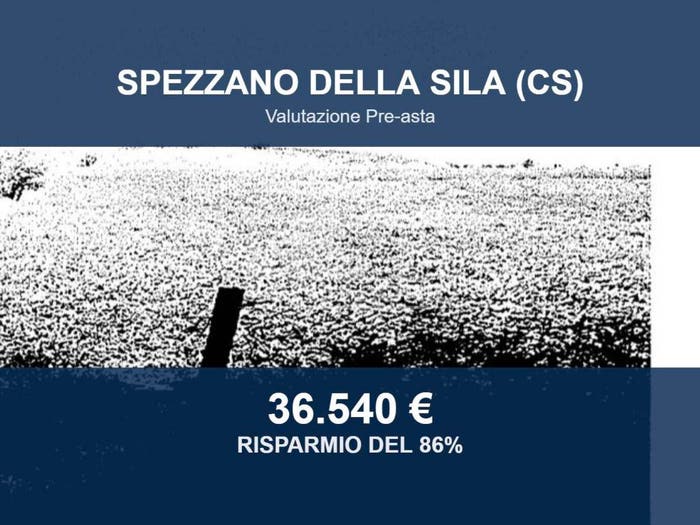 Casa con 6 locali in vendita in Contrada Campo San Lorenzo snc, Camigliatello Silano, Spezzano della Sila