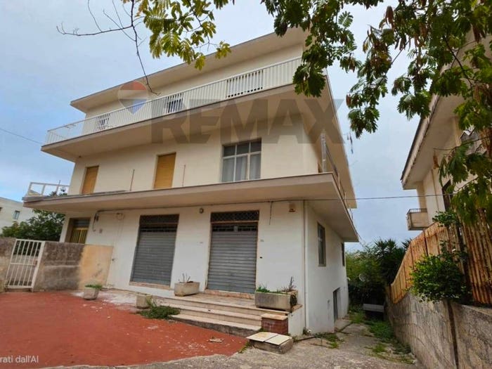 Appartamento quadrilocale in vendita in Via Psaumida, Croce Selvaggio, Ragusa