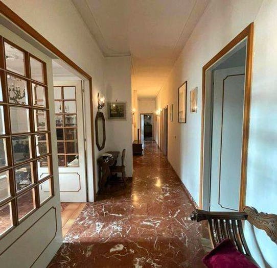 Casa con 6 locali in vendita in Via Quadrata, Centro, Poggibonsi