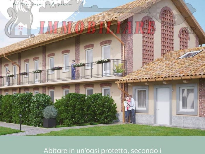 Appartamento quadrilocale in vendita in Via per Melegnano, Carpiano