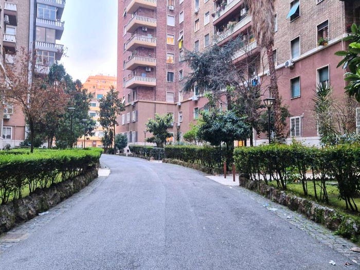 Appartamento bilocale in vendita in Via Albenga, Re di Roma, Roma