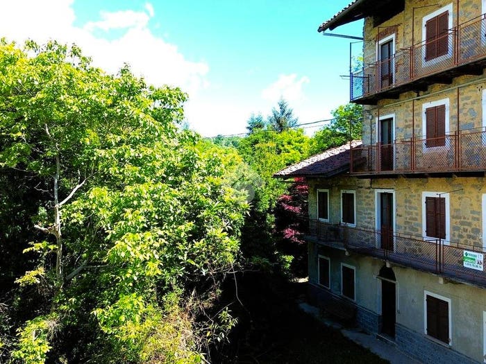 Casa con 6 locali in vendita in Fr Tallia, Strona