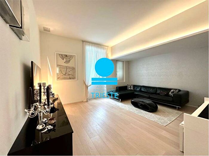 Casa con 6 locali in vendita in ple carducci, Piazzale Giosuè Carducci, Pesaro