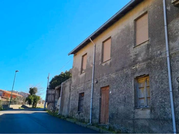 Casa con 6 locali in vendita in Via delle Cave, Centro, Santu Lussurgiu