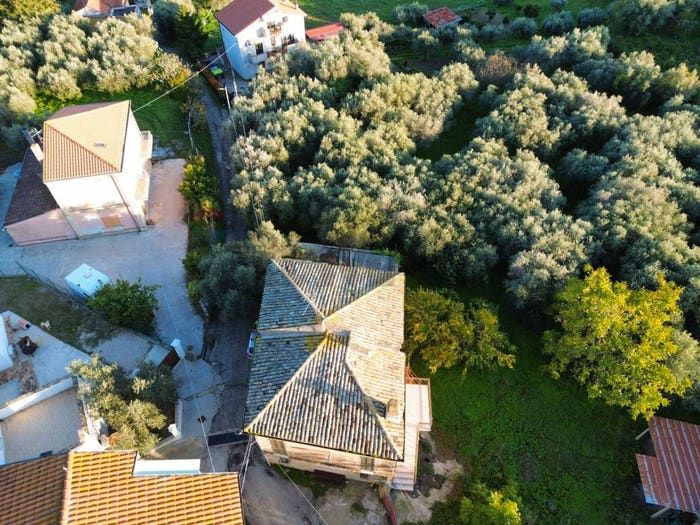 Casa con 6 locali in vendita in Villa Rogatti, Ortona
