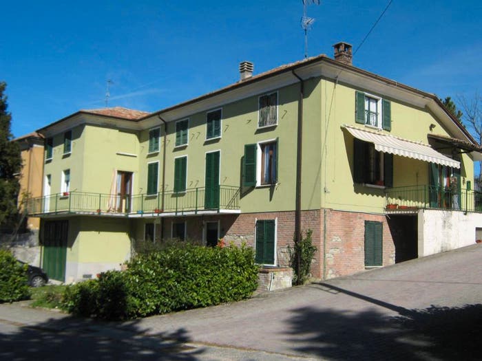 Casa con 6 locali in vendita in Frazione Costa Cavalieri, Costa Cavalieri, Fortunago