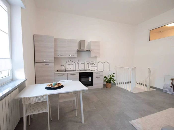 Appartamento quadrilocale in affitto in via Monsignor Paleari, Pogliano Milanese