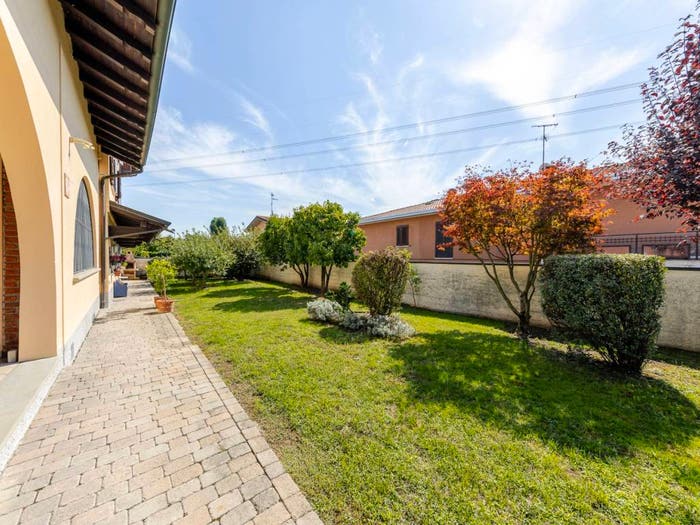 Casa con 6 locali in vendita in Via Baggio, Centro, Cusago