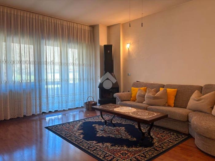 Casa con 6 locali in vendita in Borgo Buse, Centro, Magnano in Riviera