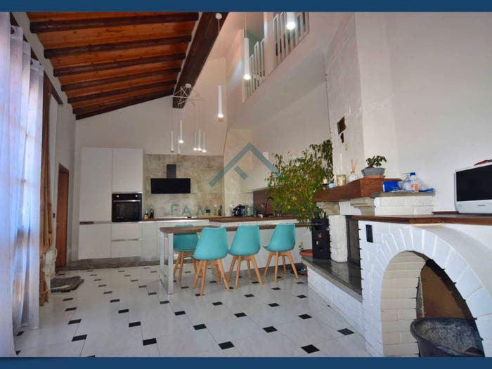 Casa quadrilocale in vendita in Via Monte Nero, Caronno Varesino