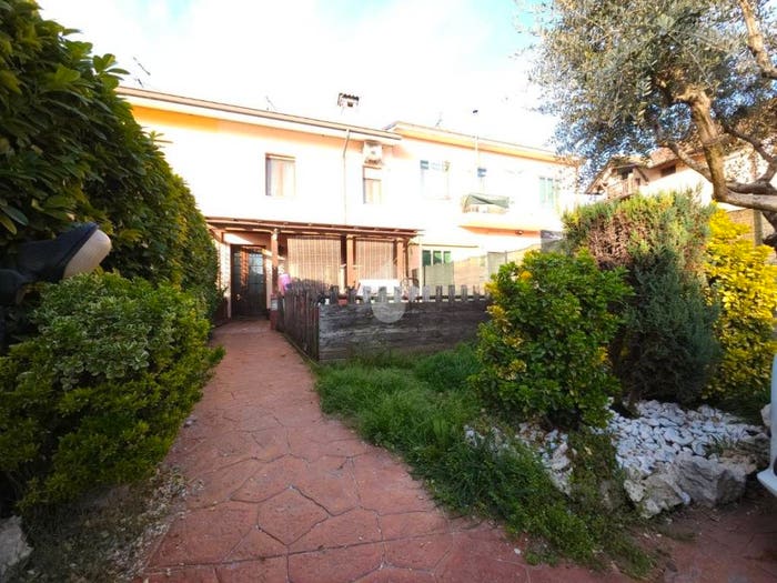 Casa quadrilocale in vendita in Via Guglielmo Marconi, Centro, Gazoldo degli Ippoliti