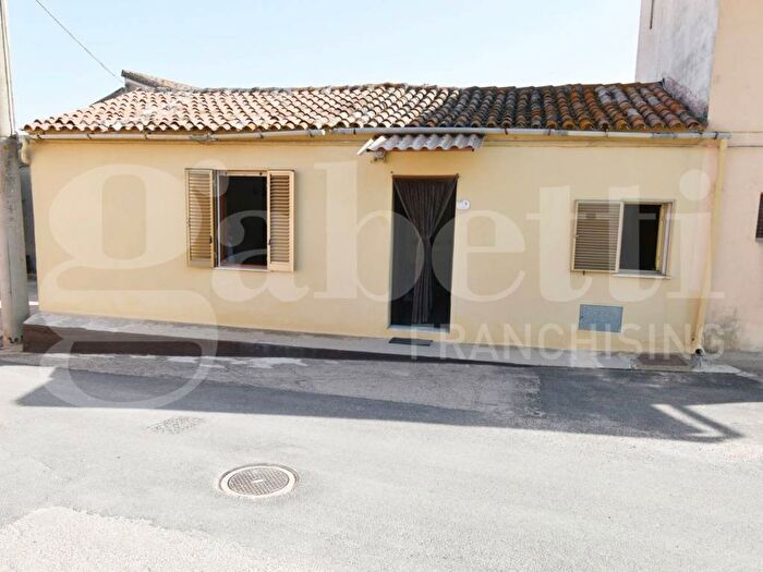 Casa bilocale in vendita in via Marsilio, Berchiddeddu Sa Castanza, Olbia