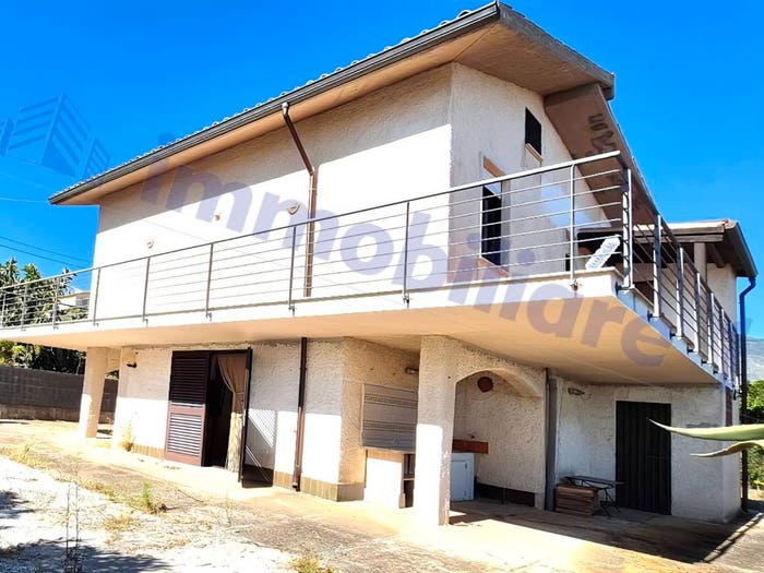 Casa con 5 locali in vendita in SP, Alcamo Marina, Alcamo