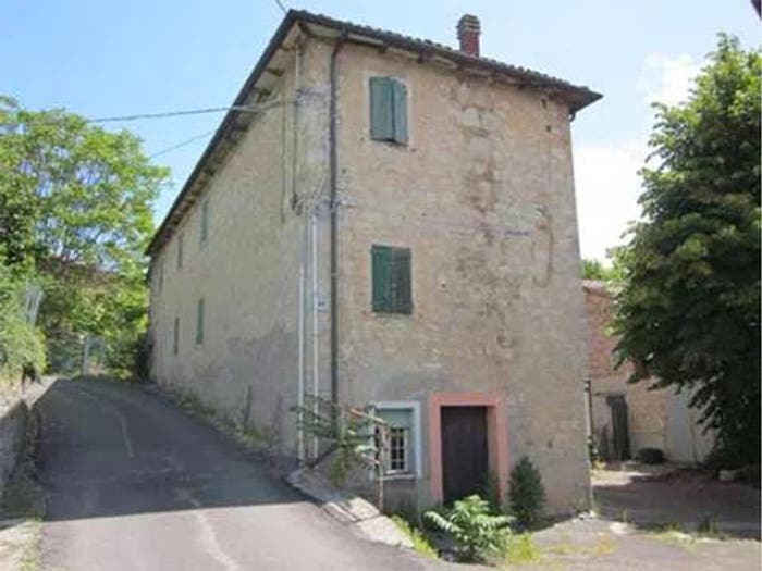 Casa con 6 locali in vendita in Guiglia
