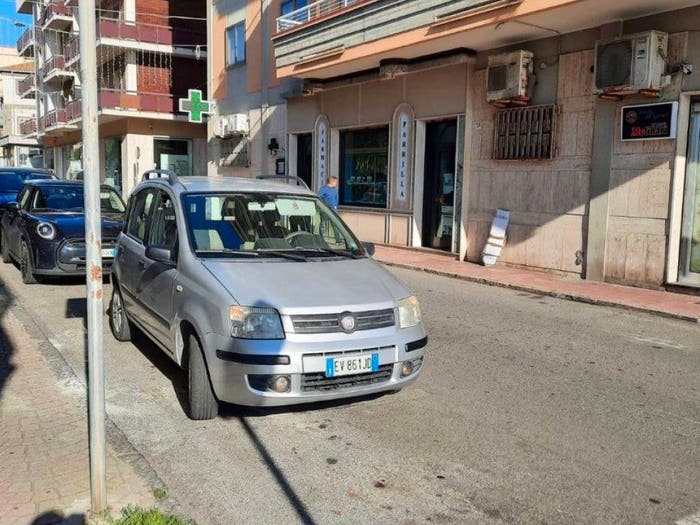 Appartamento quadrilocale in vendita in Via Tommaso Gulli, Catanzaro Lido, Catanzaro