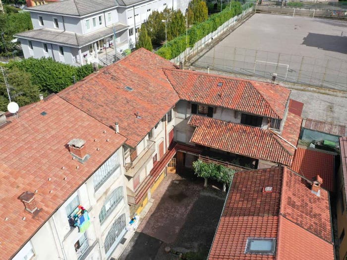 Casa con 6 locali in vendita in Via Giovanni da Cermenate, Cermenate