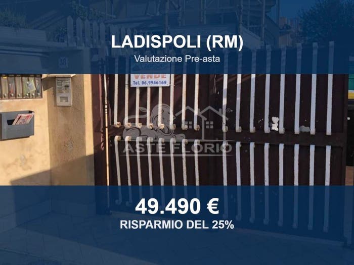Appartamento trilocale in vendita in Via Gabriele D'Annunzio, Zona Domitilla, Ladispoli