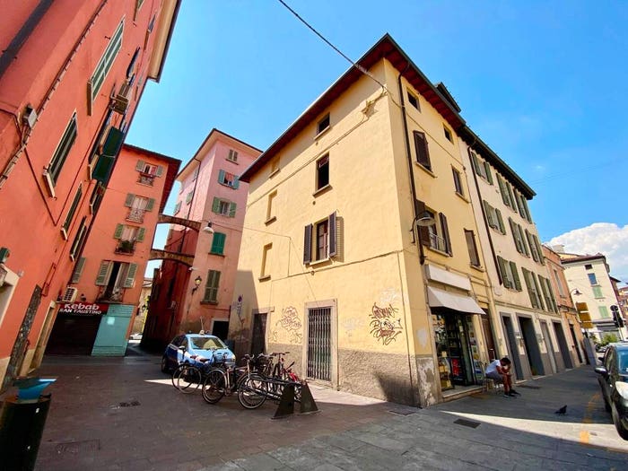 Casa con 6 locali in vendita in Via San Faustino, Loggia Garibaldi, Brescia