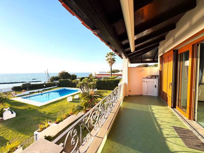 Casa quadrilocale in vendita in Via Fortino, Centro, Forio