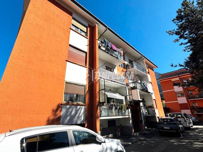 Appartamento con 5 locali in vendita in Via Buthier, Centro, Aosta