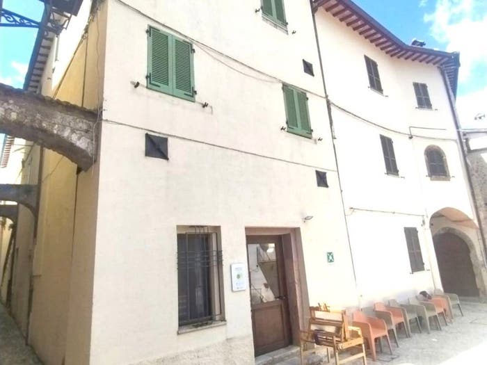 Casa con 6 locali in vendita in Via della Chiesa, Centro, Sant'Anatolia di Narco