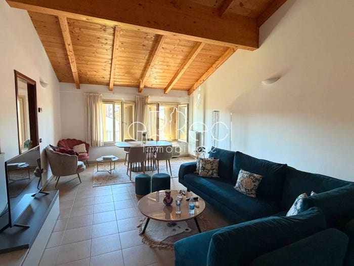 Appartamento quadrilocale in vendita in Piazza Polveriera, Anconetta Gradaro, Mantova