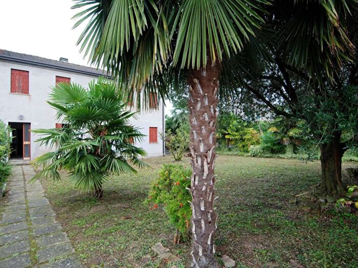 Casa con 5 locali in vendita in via immacolata, Veggiano
