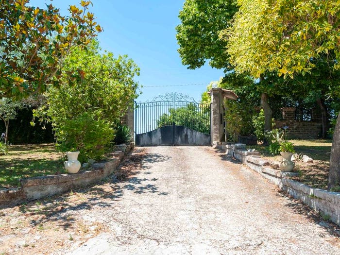 Casa con 5 locali in vendita in Via Prelatura, Cecchina, Albano Laziale