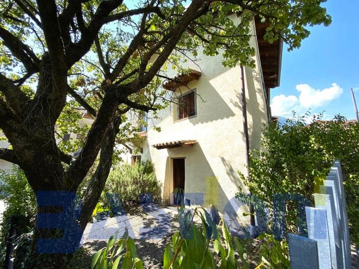 Appartamento bilocale in vendita in Via Beato Alberto, Villa d'Ogna