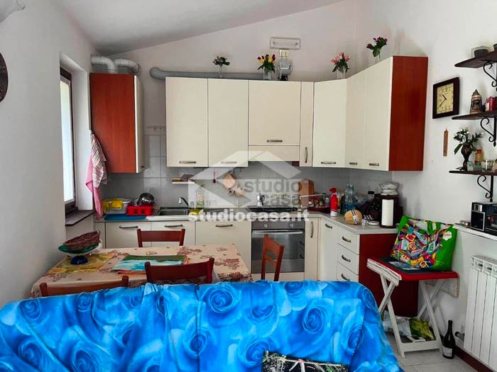 Appartamento trilocale in vendita in Taleggio