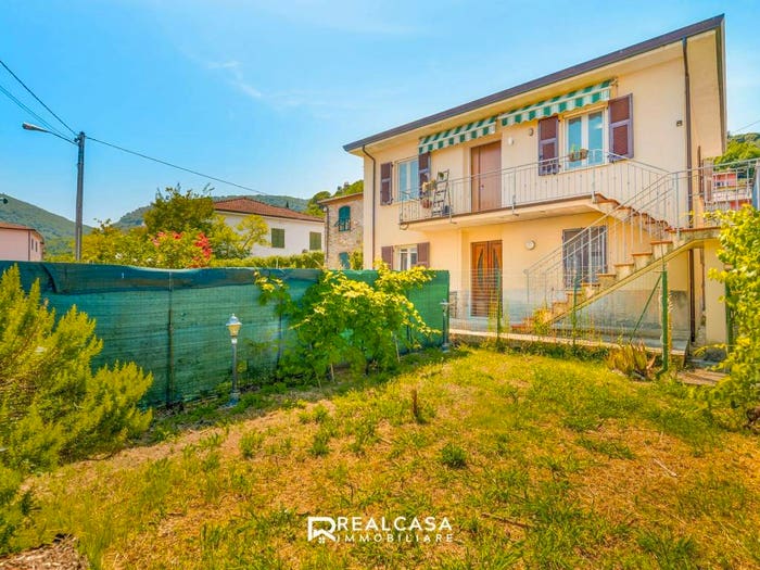 Appartamento con 5 locali in vendita in Via Cafaggio, Centro, Ameglia