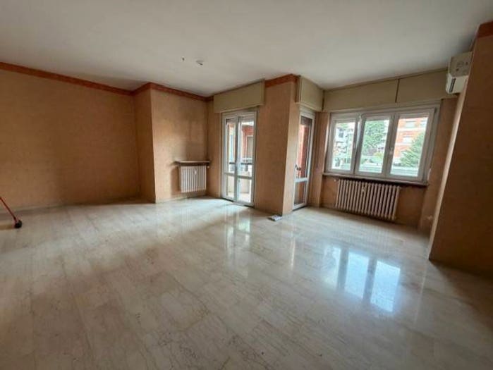 Appartamento trilocale in vendita in San Paolo, Novara