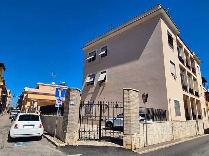 Appartamento bilocale in vendita in Via Montesanto, Centro, Nettuno