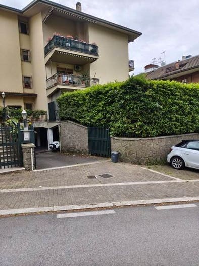 Appartamento trilocale in vendita in Via Piave, Colle delle Ginestre Pedica, Grottaferrata