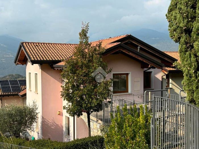 Appartamento quadrilocale in vendita in Via roccolo, Centro, Bienno