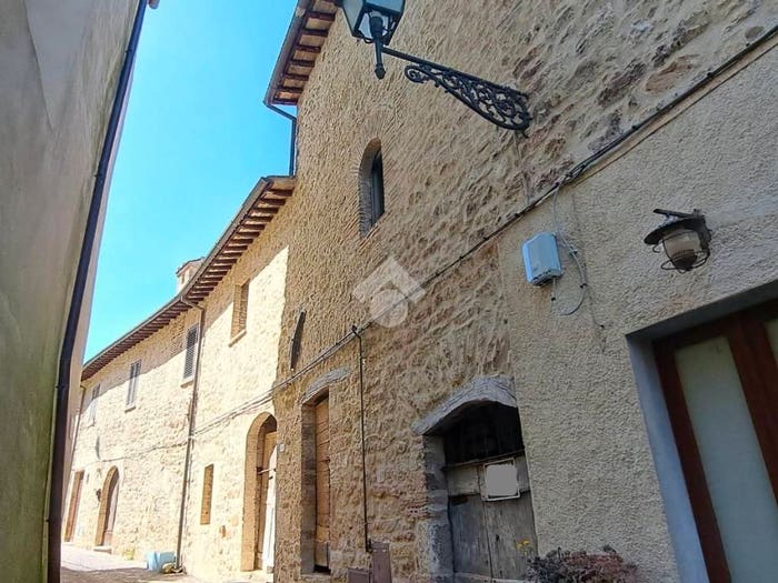 Casa quadrilocale in vendita in Via Cavalieri di Malta, Marcellano, Gualdo Cattaneo