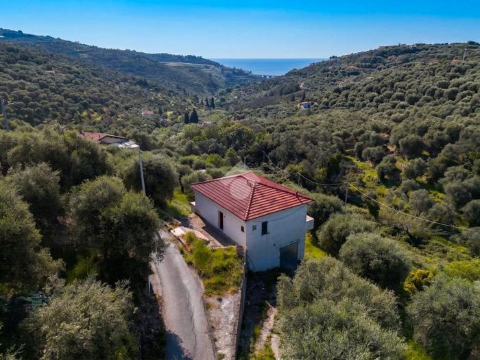 Casa quadrilocale in vendita in Regione pantai inferiore, Civezza
