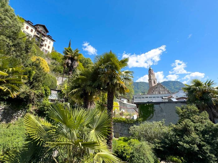 Casa con 5 locali in vendita in Via Portici, Centro, Merano