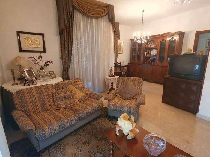 Appartamento con 5 locali in vendita in Via Luigi Corvaglia, Leuca, Lecce