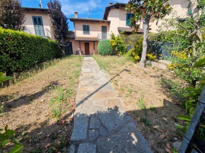 Casa con 6 locali in vendita in Via mons bugnano, Centro, Villafranca d'Asti