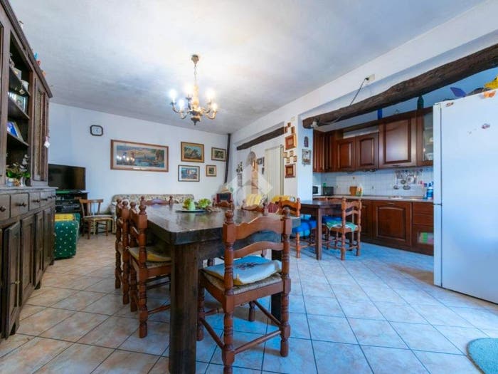 Casa quadrilocale in vendita in Via San Rocco, Frassineto Po