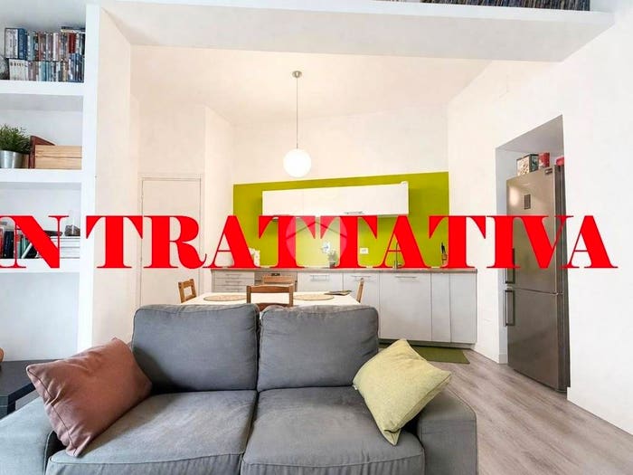 Appartamento quadrilocale in vendita in Via La Spezia, San Giovanni, Roma