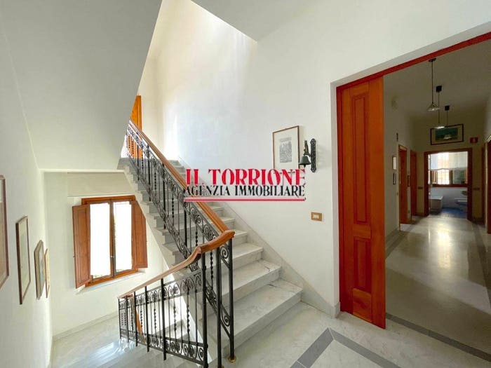 Casa con 6 locali in vendita in Via Sicilia, MontecatiniTerme