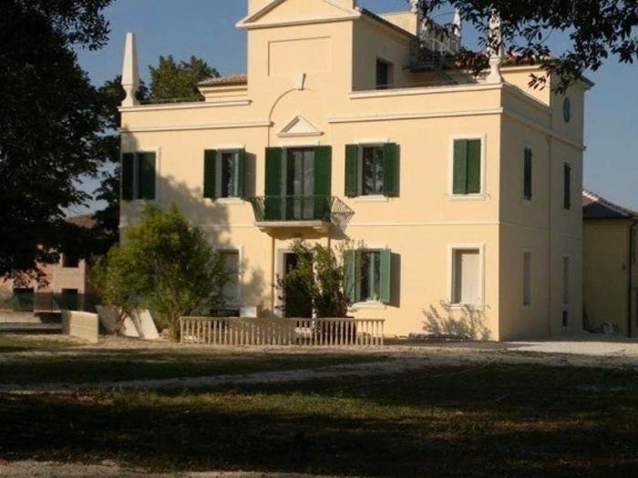 Casa con 6 locali in vendita in Localit  LONGASTRINO, Centro, Argenta